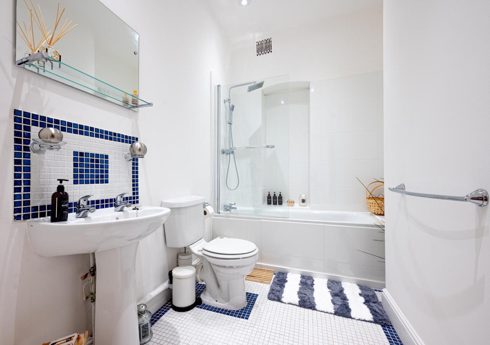 One-Bed Flat, Kensington, Bank Payment To The Host Within 24H From The Reservation Apartment London Exterior photo
